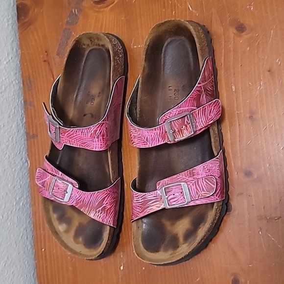 PAPILLIO BIRKENSTOCK TABORA WOMEN'S PINK SYDNEY LEAF PRINT SANDAL SIZE 40 - Picture 5 of 10